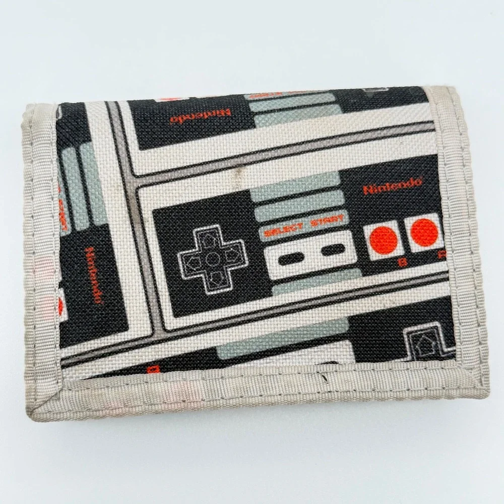 Nintendo NES Controller Canvas Trifold Wallet Retro Gaming Gray Black Red
